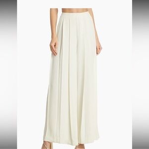 L’AGENCE Nova Pleat Wide Leg Pants Ivory Size 8 | High Waisted Resort Trousers
